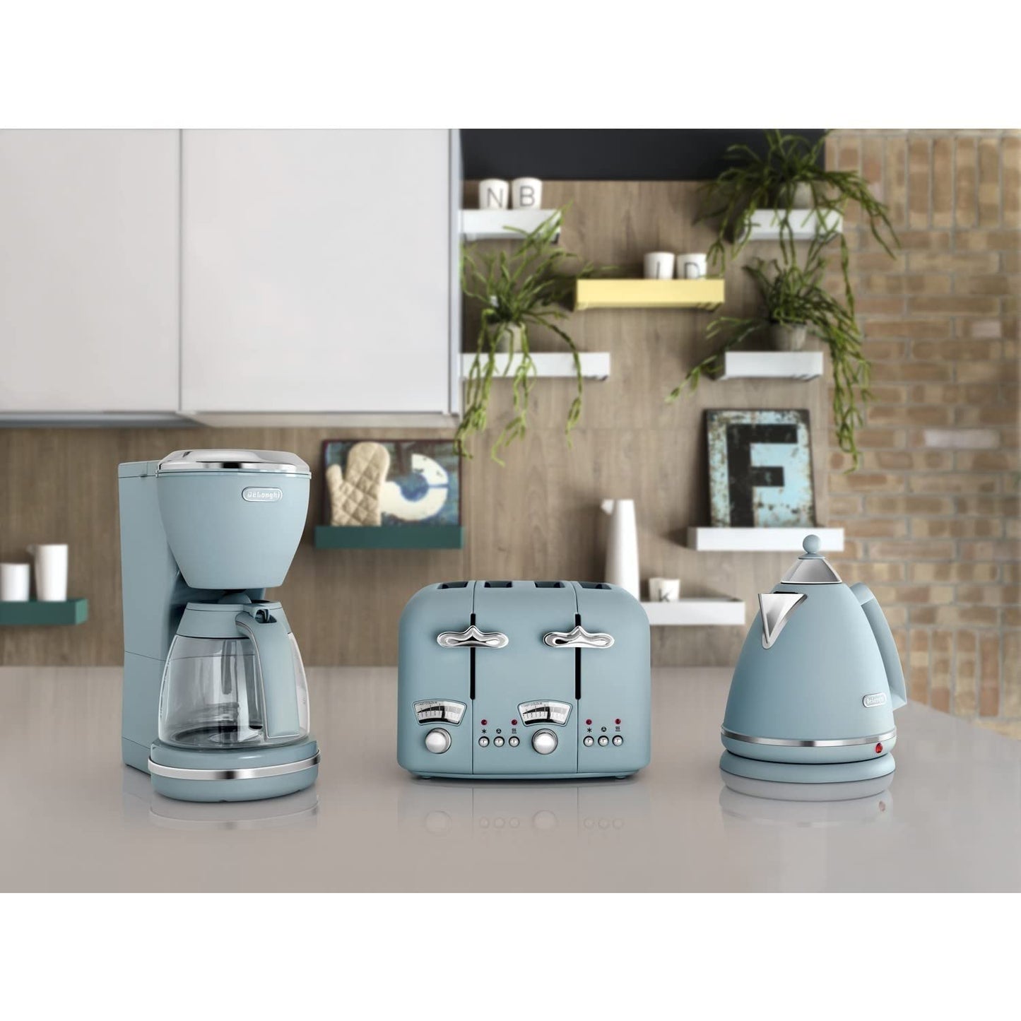 De'Longhi Argento Flora CT04.AZ 4 Slice Toaster - Agave Blue