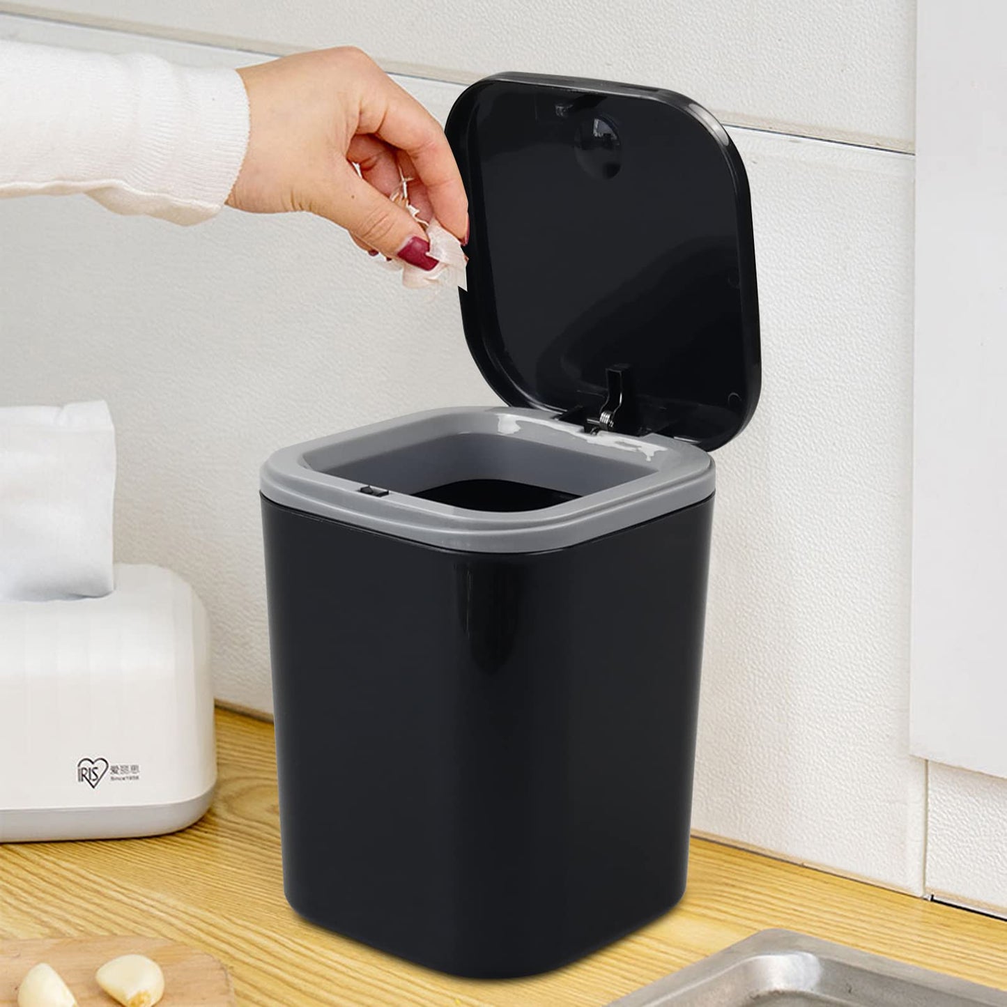 Bringer 2L Mini Trash Bin with Push Button Lid, 0.5 Gallon Plastic Desktop Trash Can with Lid, Black