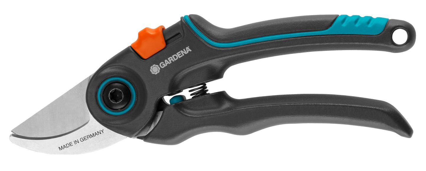 Gardena Garden Secateurs ExpertCut: Precision secateurs, Bypass Cutting for Branches/Twigs/Fruit Trees, max. Cutting ? 22 mm, 2-Stage Handle Width
