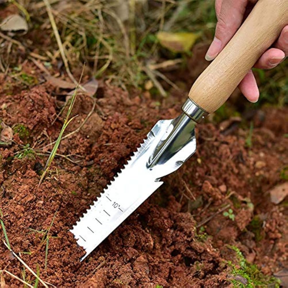 Garden Weeding Tools Multifunctional Manual Weeder Wooden Handle Weed Remover Tool,Stainless Steel Weeder with Measure, Dandelion Removal Tool Hand Weed Puller for Garden Yard Patio Lawn Transplant