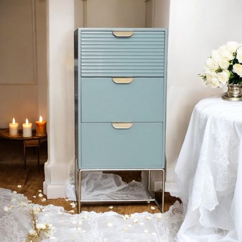 64CM GREEN WOODEN 3 DRAWER BEDSIDE TABLE