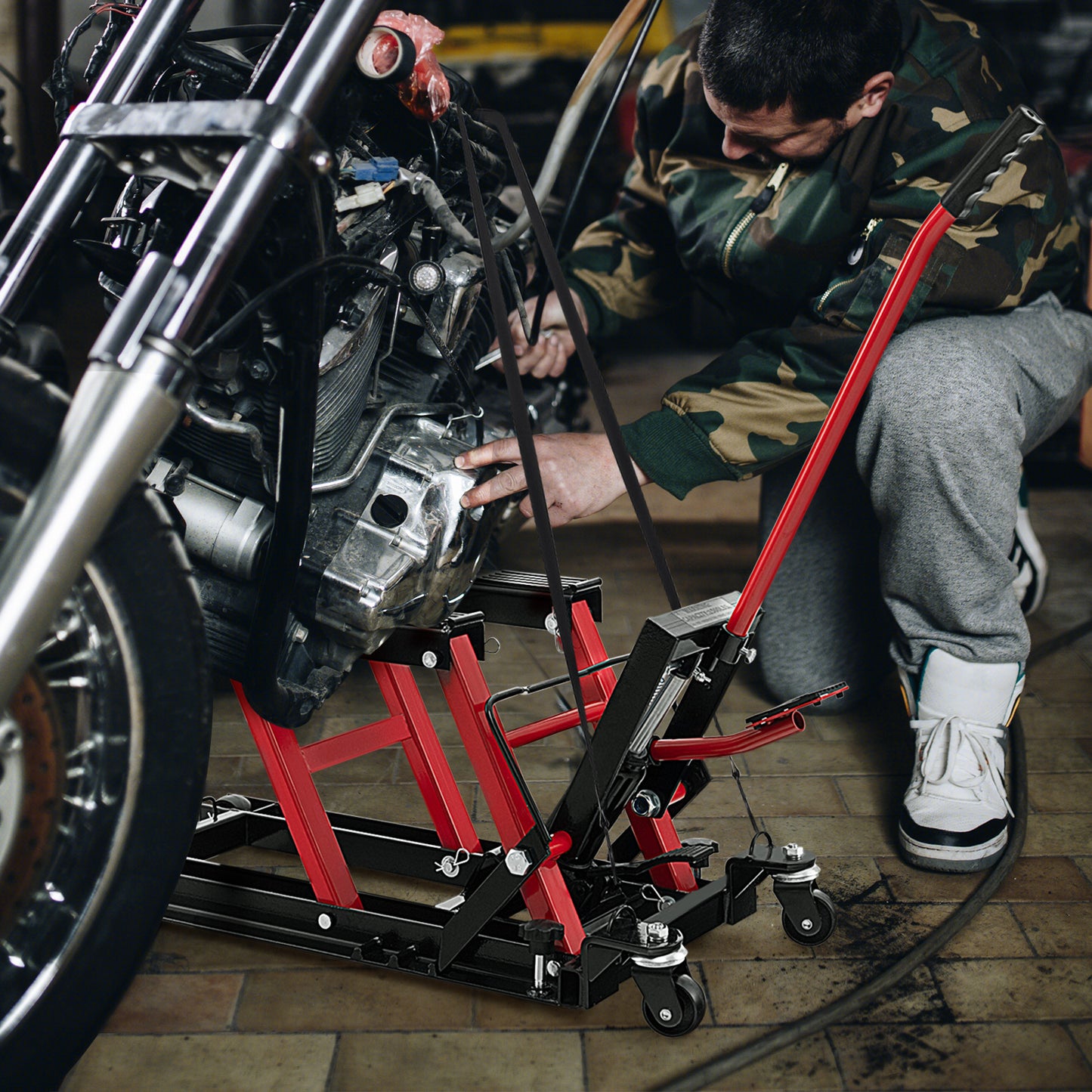 680KG Motorcycle Lift Jack with 4 Wheels and Footplates-Black