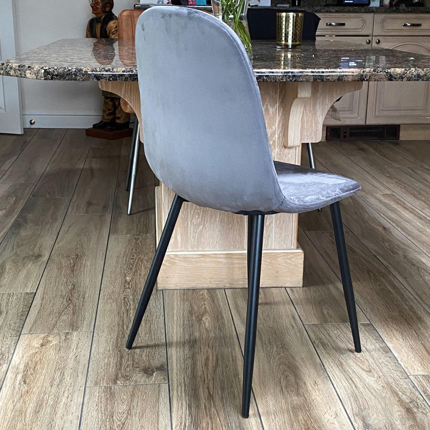 GREY FABRIC CHAIR BLACK METAL LEGS