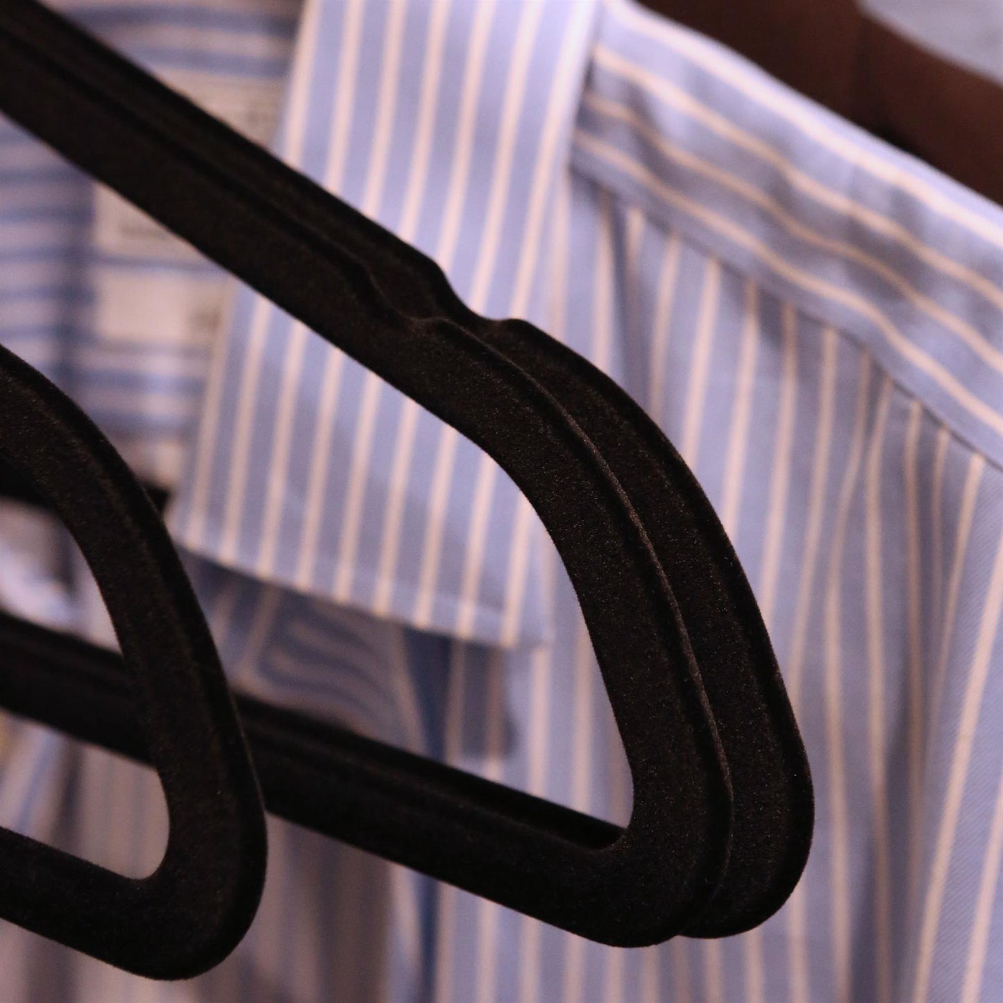 Non-Slip Velvet Hangers - 45cm - Pack of 25