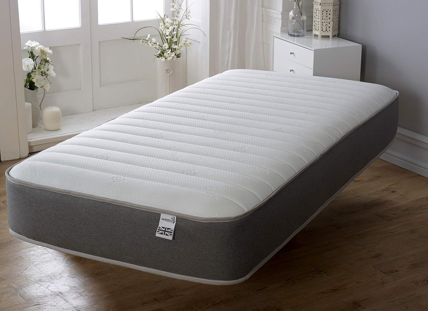 Starlight Beds Cooltouch Linear 8 Inch Hybrid Mattress. 3ft Single Mattress with Memory Foam Layer and Spring Unit. Grey/White, Soft Firmness. (3ft x