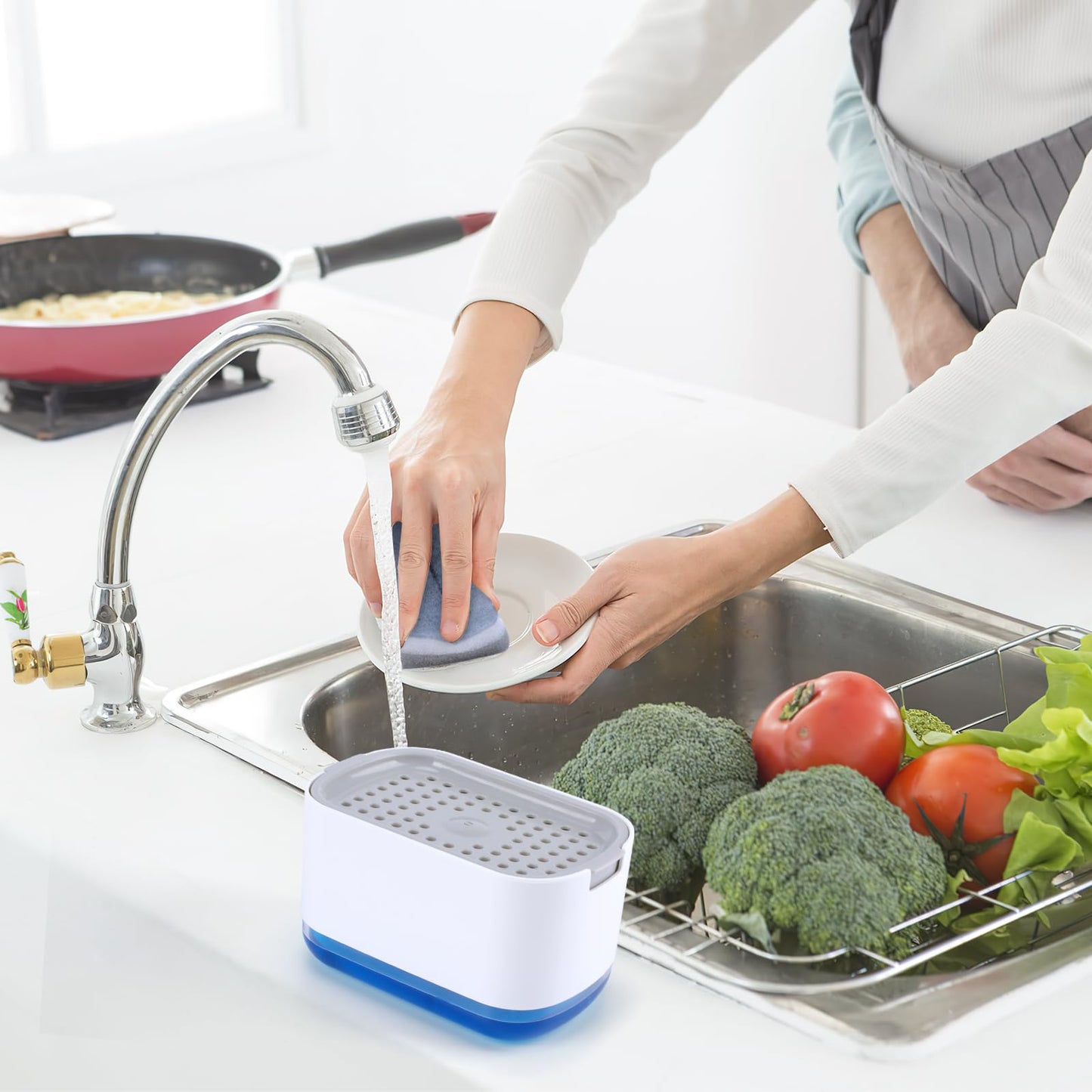 Alyvisun Soap Dispenser Kitchen, Dish Soap Dispenser with Sponge Holder