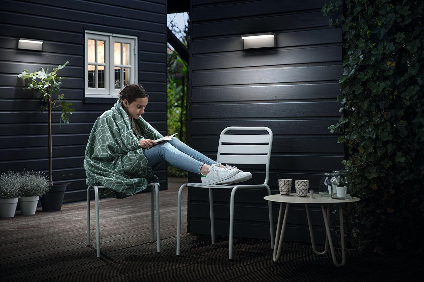 Philips MyGarden Wall Light 1648393P3  Outdoor Lighting (Wall Light, Anthracite, Aluminium, Synthetic, IP44, Garden, Patio, I)