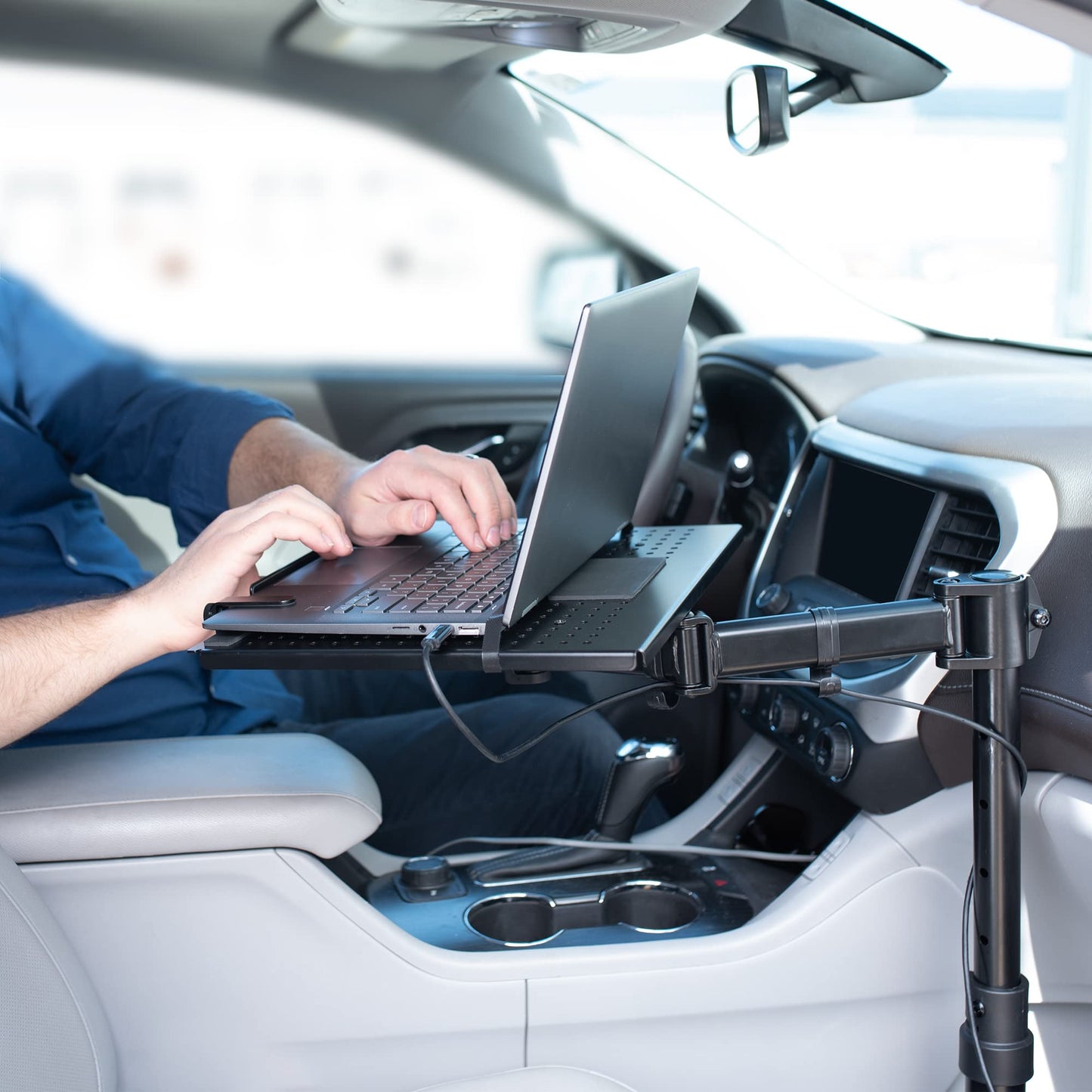 VIVO Single Laptop Car Mount, Fully Adjustable Extension, Notebook Stand for Trucks, Vans, and SUVs, Articulation and Height Adjustment, Black