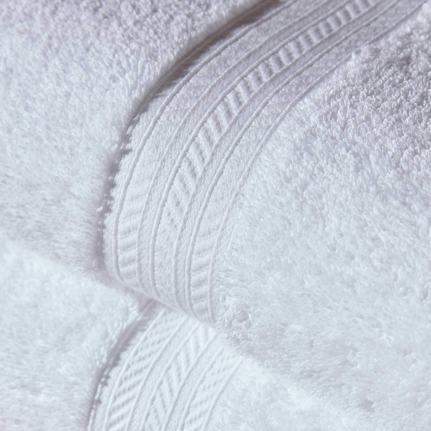 Christy Renaissance 4 Face Cloths Set | White | 100% Egyptian Cotton | Luxuriously Soft and Super Absorbent | 675 GSM | 4 Wash Cloth Flannels