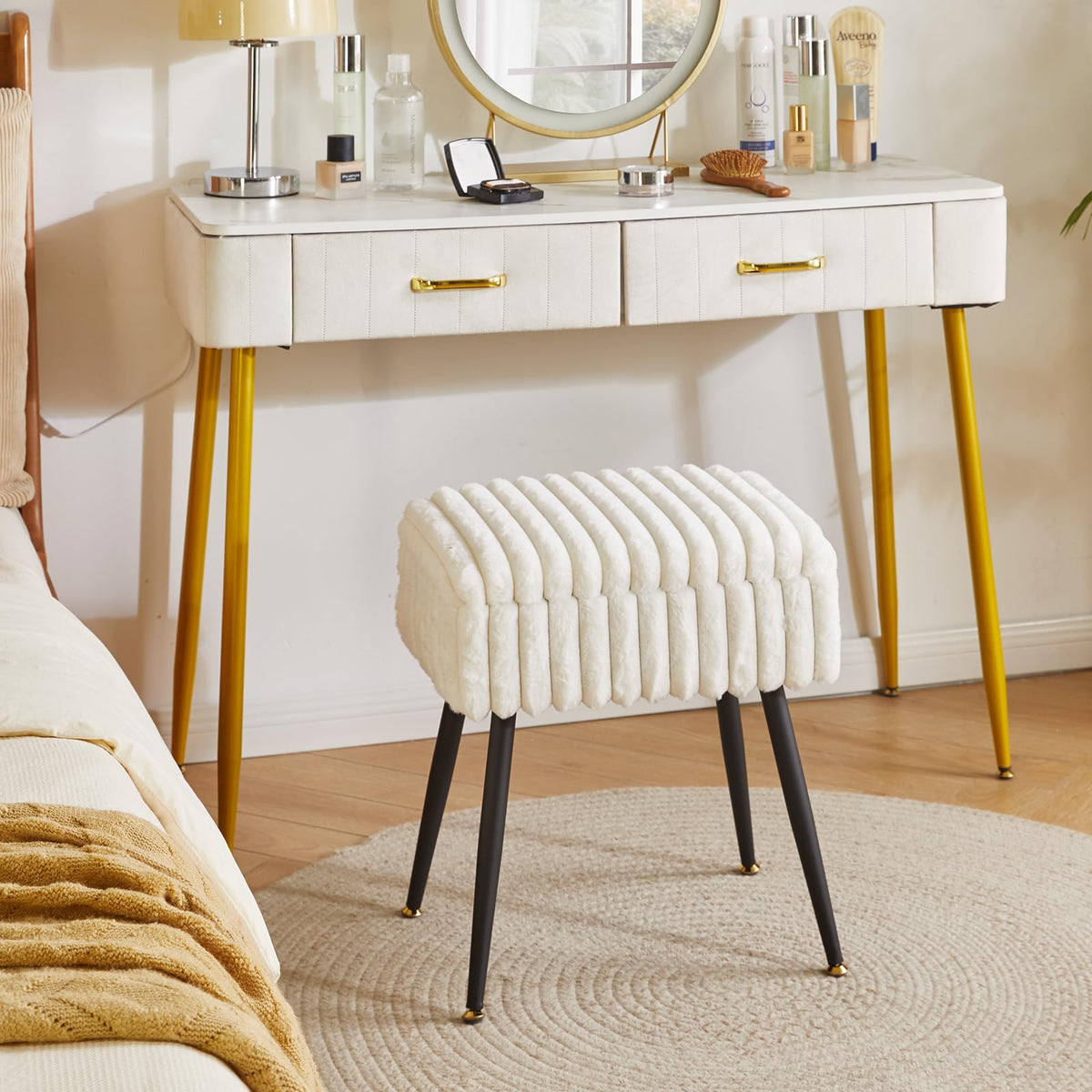Aibiju Velvet Rectangular Footrest Stool Ottoman, Make up Stool with Storage Space, for Home Living Room Fitting Room Bedroom, White YD-MS151W