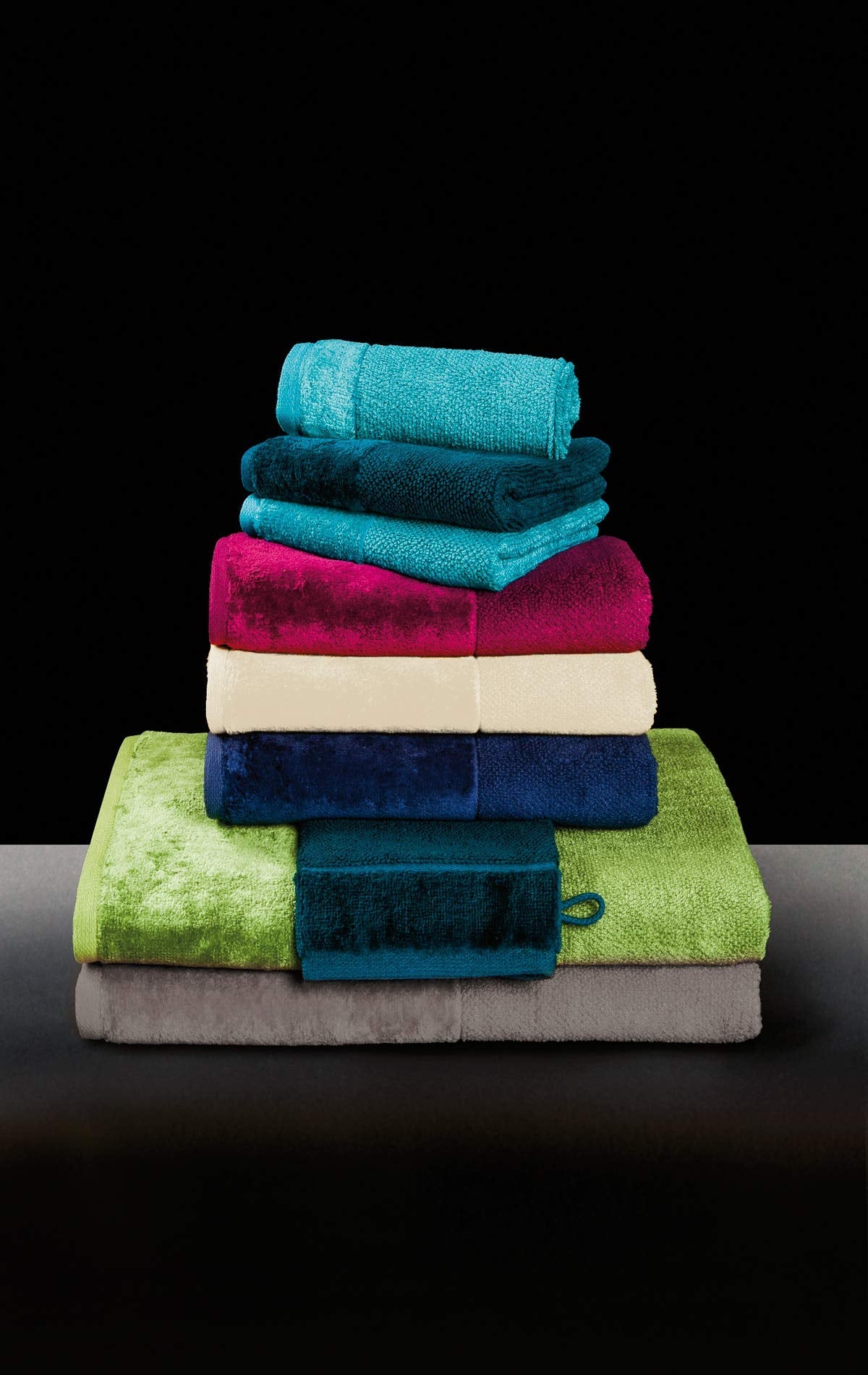 Möve Bamboo Luxe soap cloth 30 x 30 cm made of 60% cotton / 40% viscose from bamboo cellulose, peridot