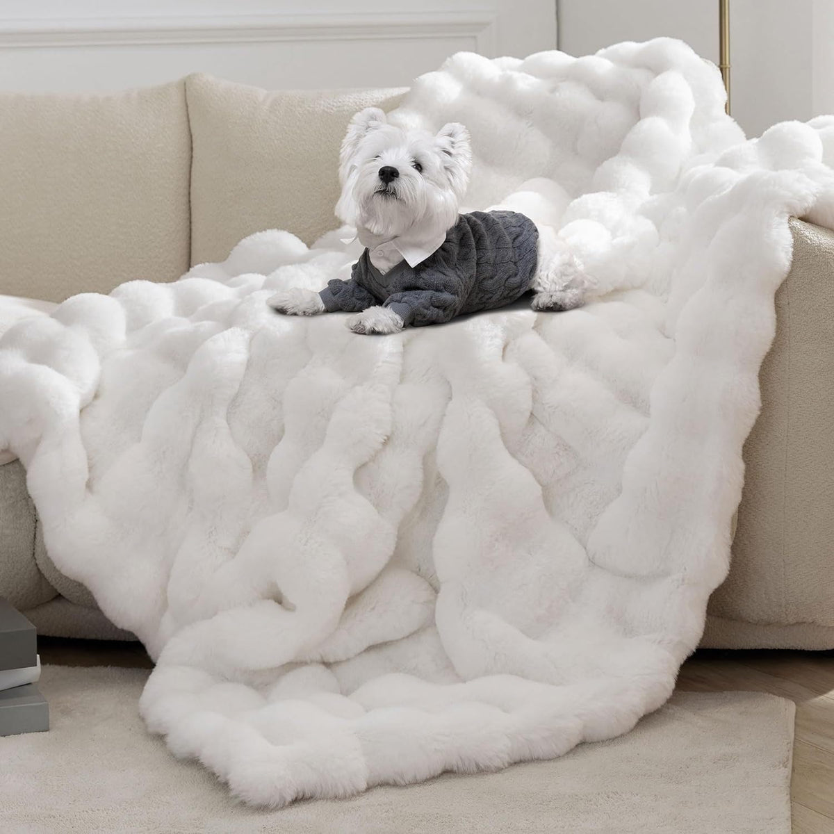 Faux Rabbit Fur Throw Blanket, Luxury Soft Warm Bubble Blanket for Bed, Couch, Sofa, White, 130 X 160 CM