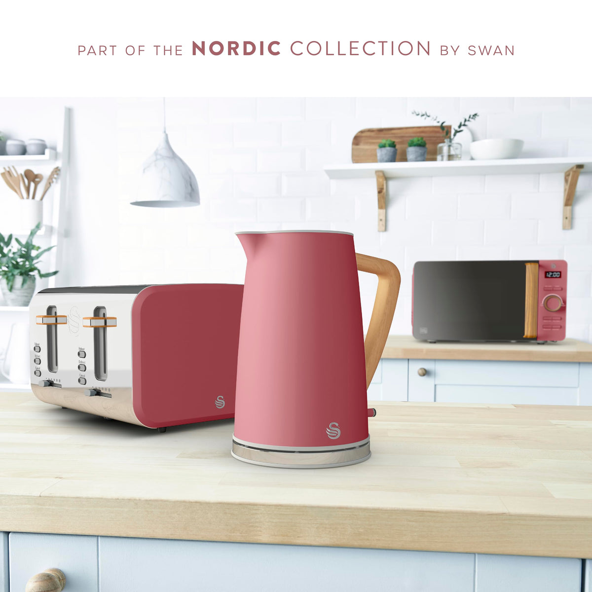 Swan ST14620FUS Nordic 4 Slice Toaster with 6 Browning Levels, Defrost/Reheat/Cancel, Removable Crumb Trays, Cord Storage, 1500W, Fuchsia Rose, Fusia