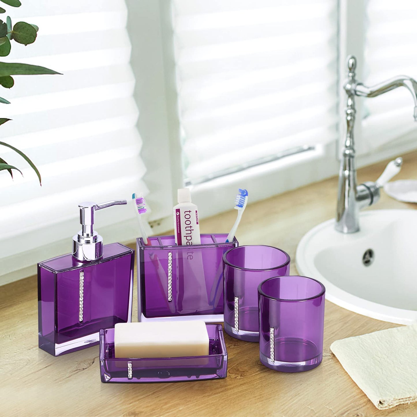 5 Piece Bathroom Accessory Set, Modern Design Acrylic Luxury Bath Vanity Set with Soap Dish, Tooth Brush Holder, Emulsion Bottle