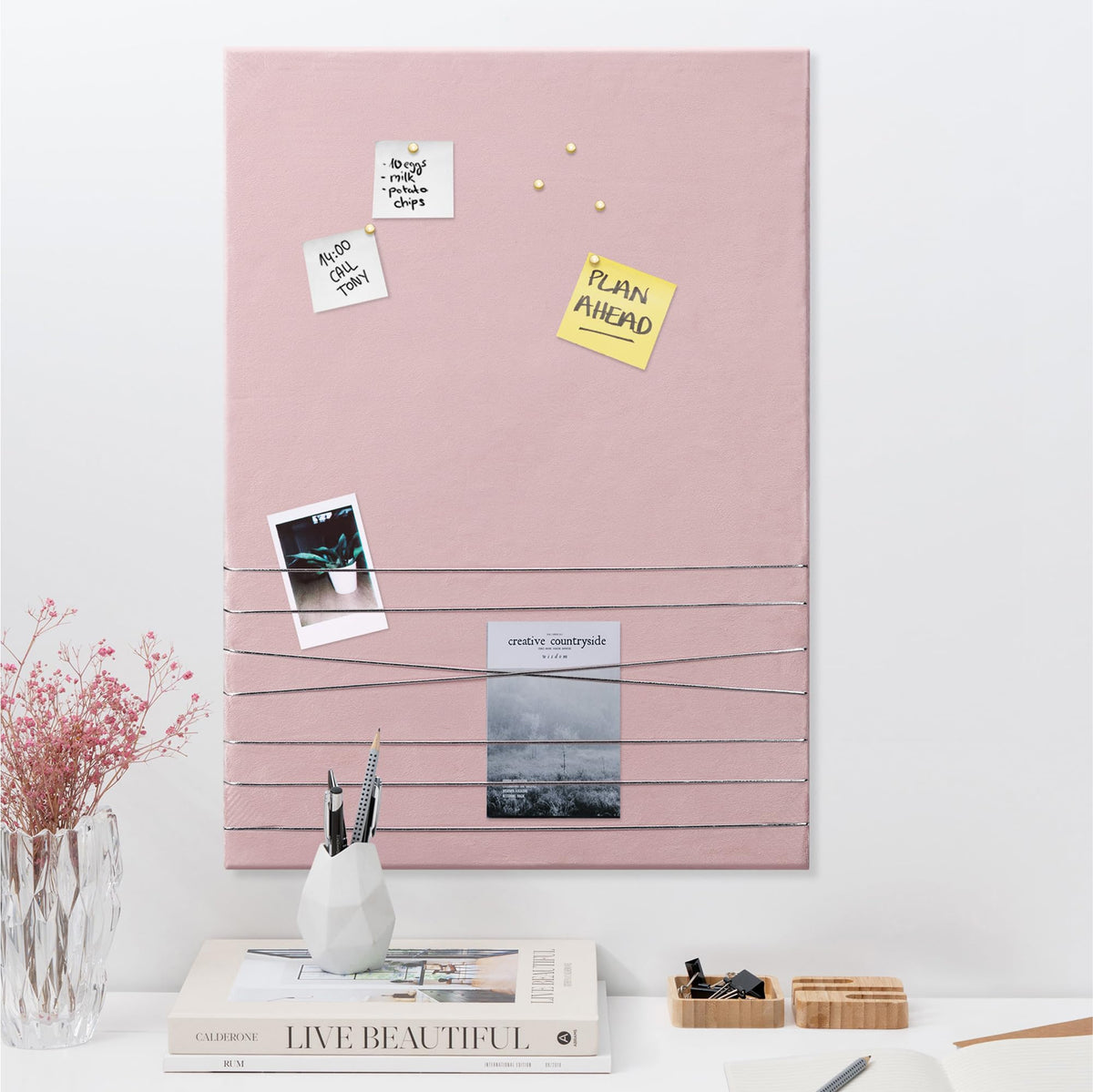 Navaris Photo Pin and Clip Board - Velvet Board for Hanging, Pinning, Displaying Photos, Pictures for Bedroom - Contemporary Pinboard - Pink, Large