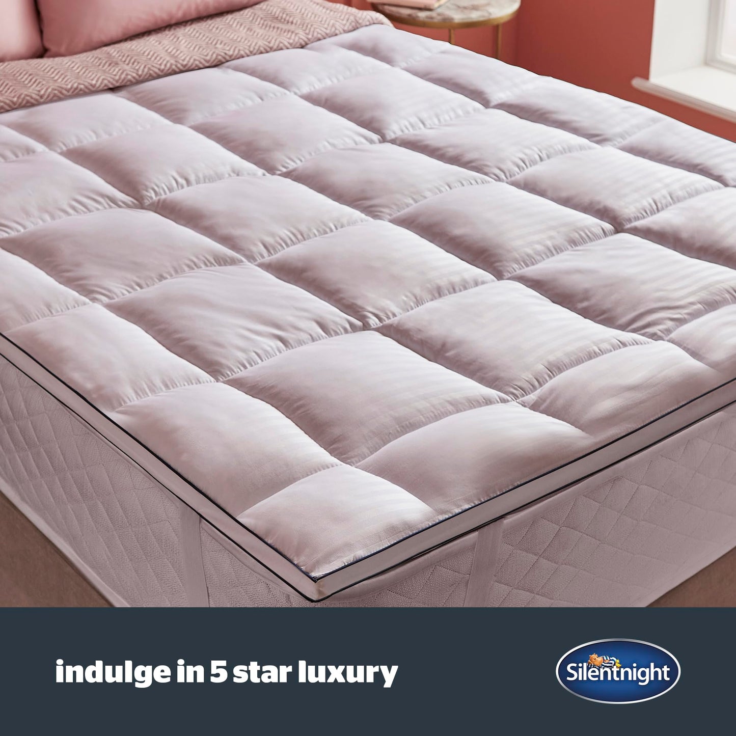 Silentnight Hotel Collection Mattress Topper Double Bed - Luxury Soft Silky Comfortable 5cm Thick Deep Mattress Protector Pad Cover with Deep Fit