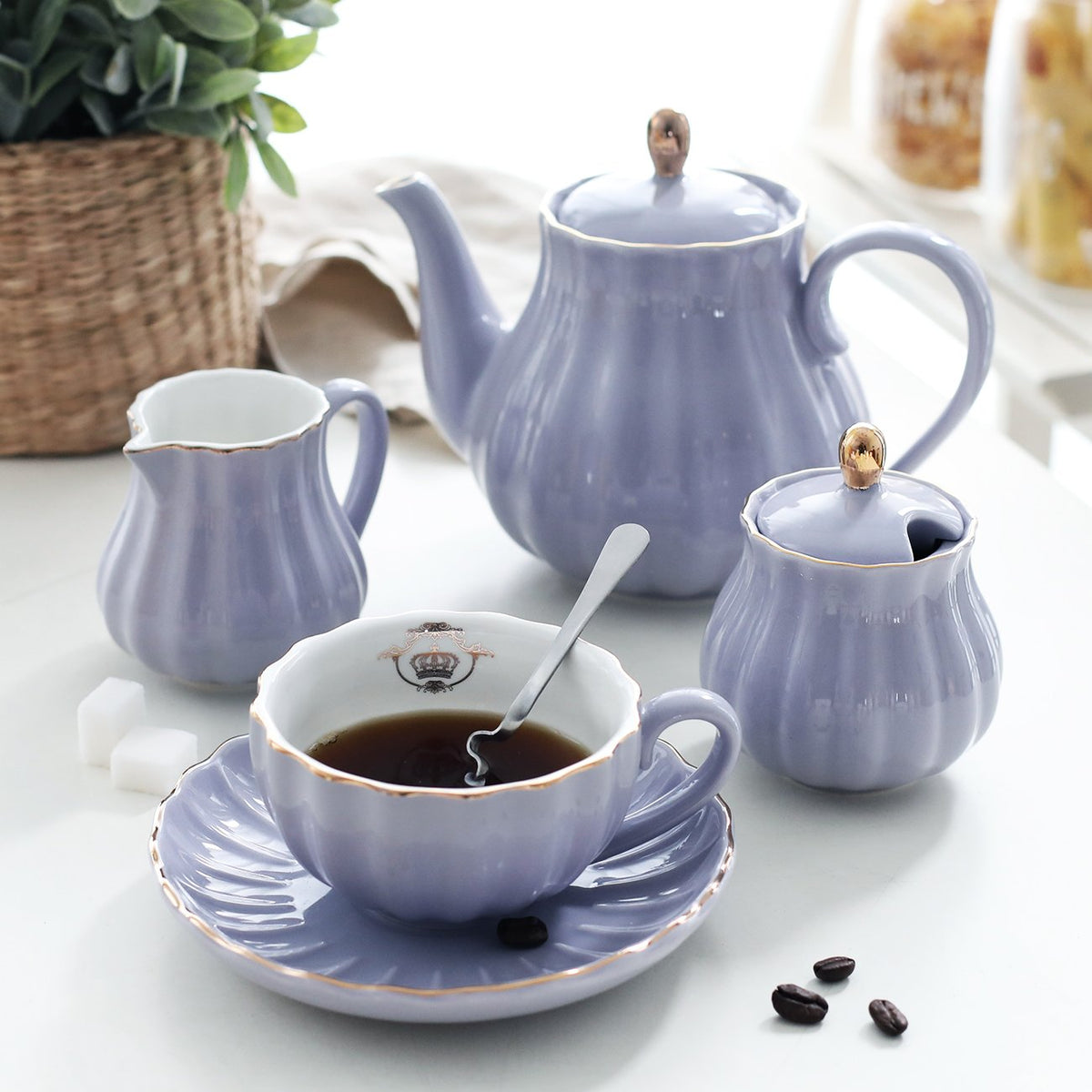 Sweejar Home Porcelain Tea Set Royal Family 225 ml Cups and Saucers for Wedding Ceramic Porcelain Tea Cup Set (Purple)