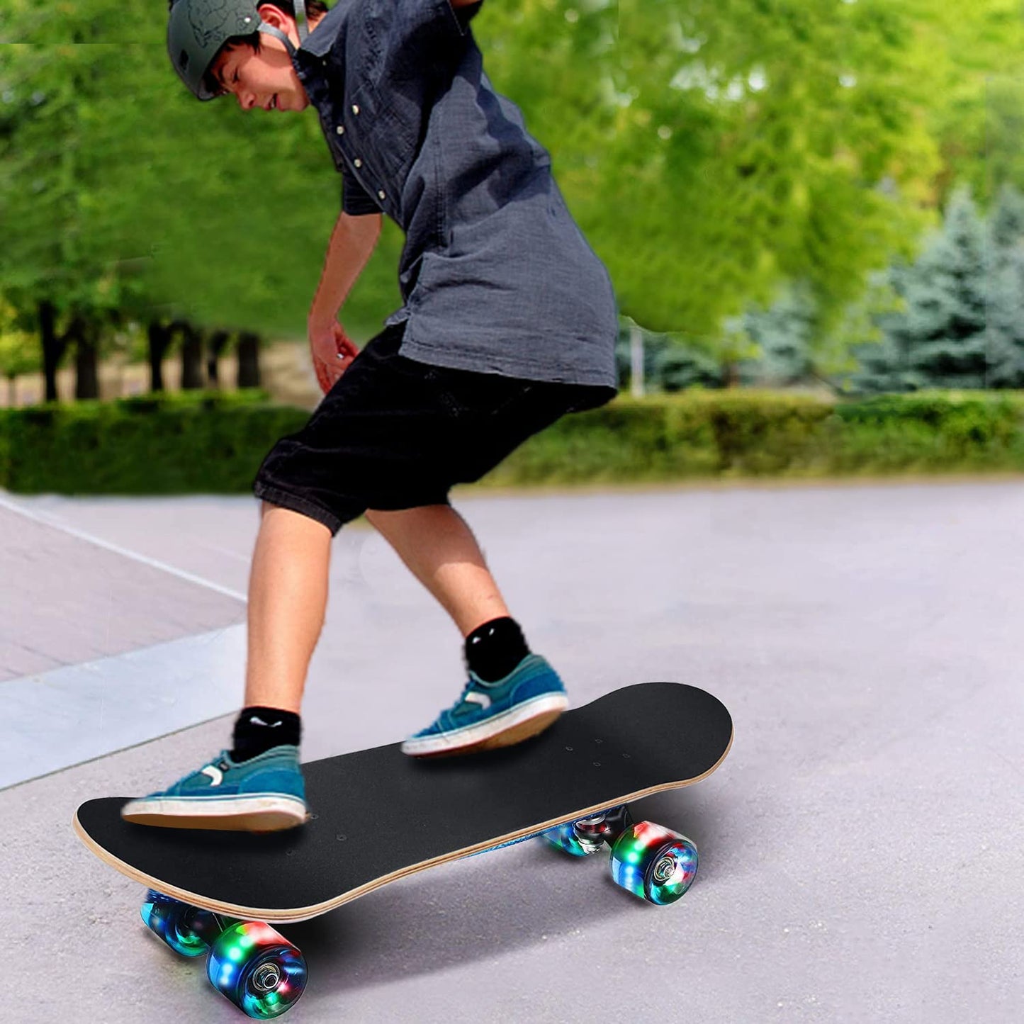 GIEEU Skateboards with Colorful Flashing Wheels for Beginners,Kids,Teens,Adults,31 x 8 Inch Complete Standard Skate Boards 9 Layer Canadian Maple Deck