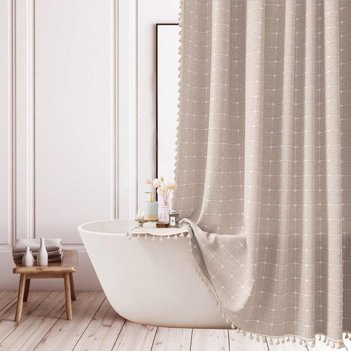 ggaimwf Farmhouse Brown Shower Curtain Bohemian Shower Curtain for Bathroom Rustic Polyester Linen Fabric Thick Bathroom Curtain Set with Tassels