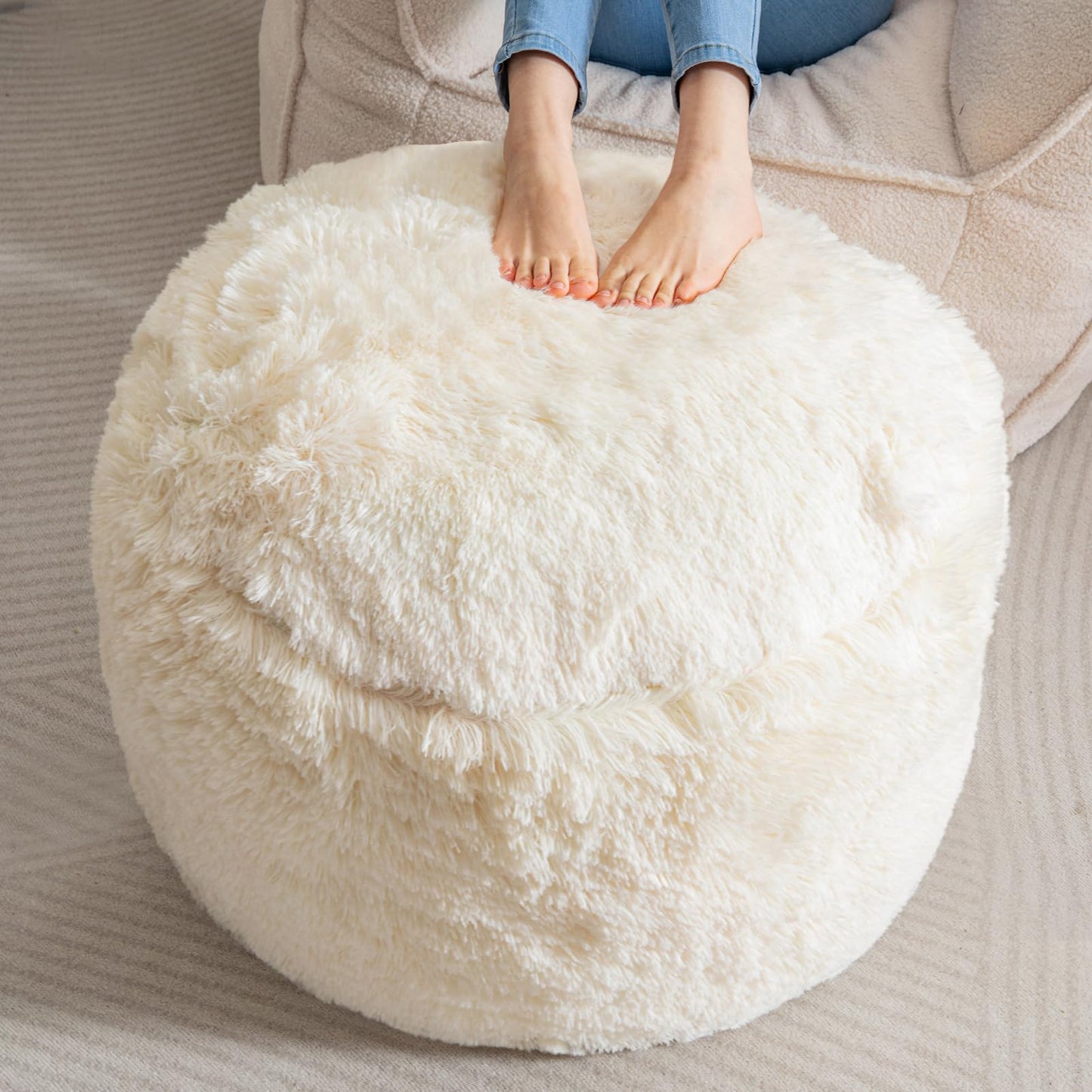 HIGOGOGO Faux Fur Beanbags Round Footstool Bean Bag Pouf with Foam Chunk Filling, 65 x 45 cm Floor Poufs Foot Rest for Living Room, Beige
