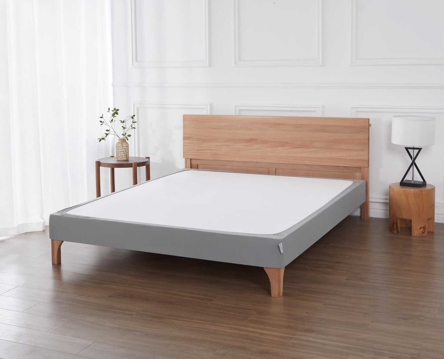 Dahlica Bed Base Cover 140 x 200 cm Beige – Soft and Stretchy Fabric – Impeccable Look – Easy to Install
