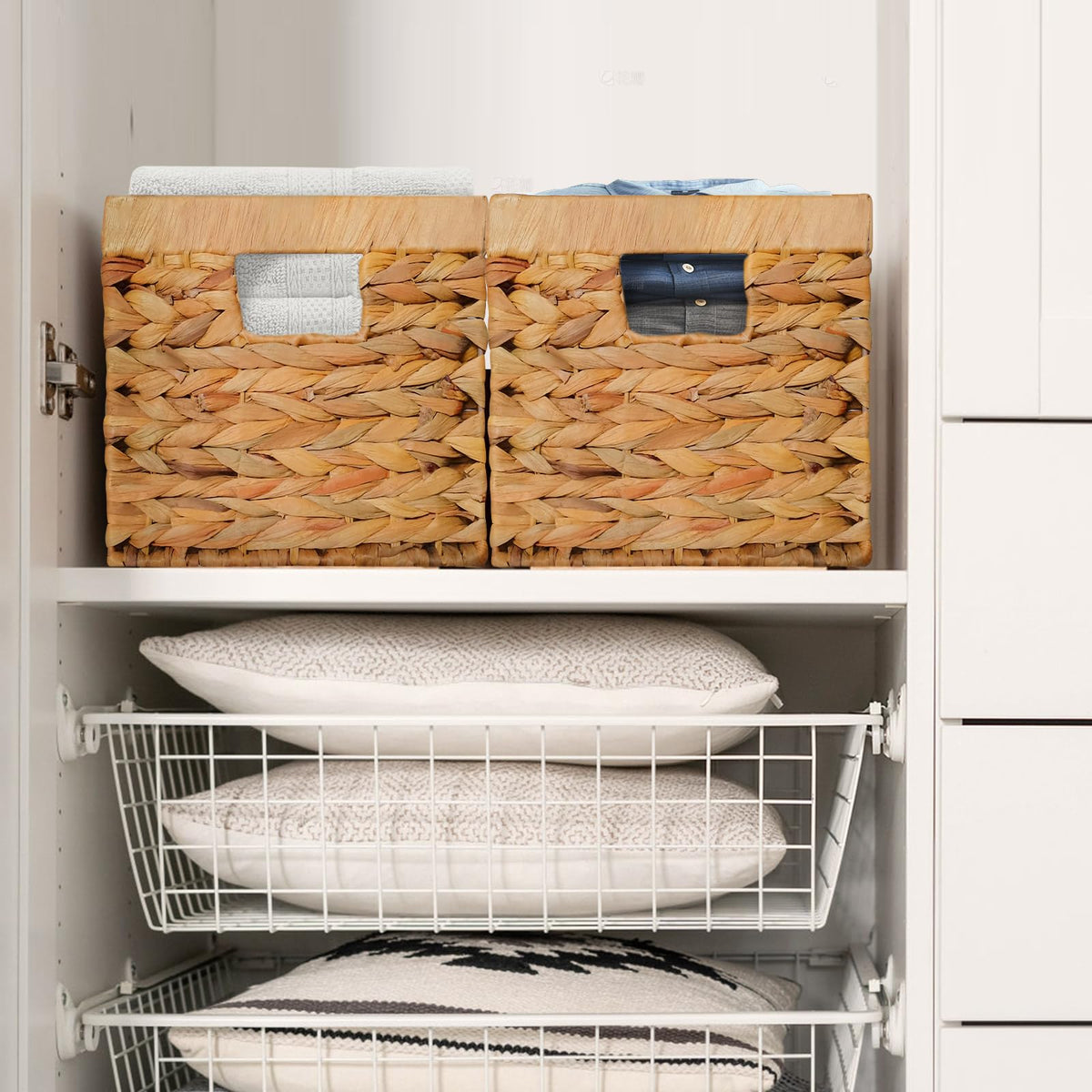 Happy Fox Woven Wicker Basket, Large Toy Storage, 15.7 * 11.8 * 7.1in Water Hyacinth Basket for Organizing Bedroom and Bathroom Items (L)