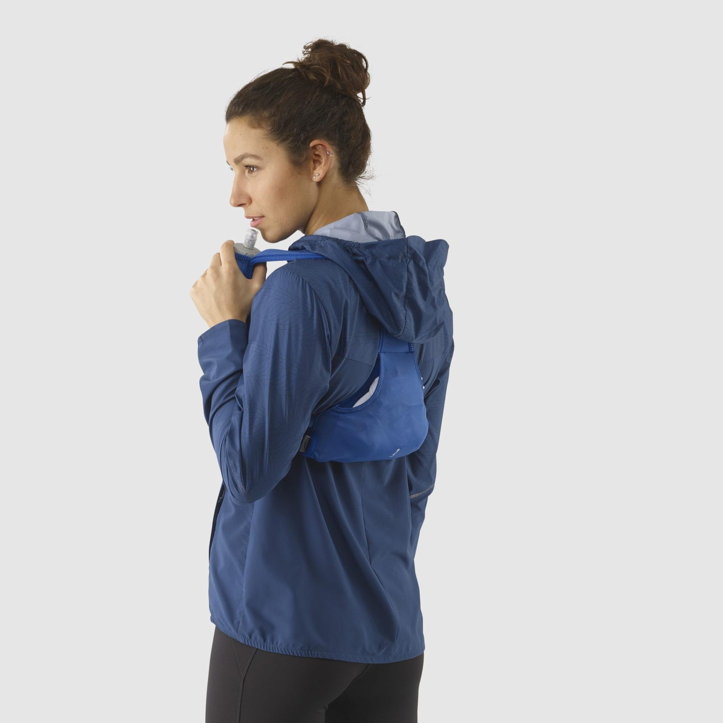 Salomon Agile 2 Unisex Unisex Hydration Vest, Trail Running, MTB, Running, Hiking, Dynamic Comfort, Quick Access, and Comfort in Motion, Blue