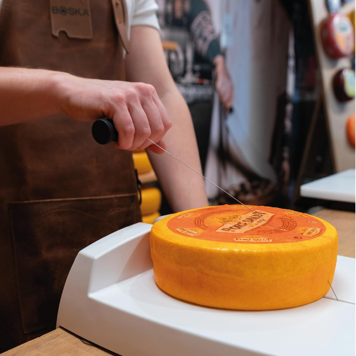 Boska Cheese Commander Pro+ - Cheese Wire Cutter - Wire Slicer - with Handle - Professional Cheese Cutter - for Block Cheese Like: Gouda, Cheddar,