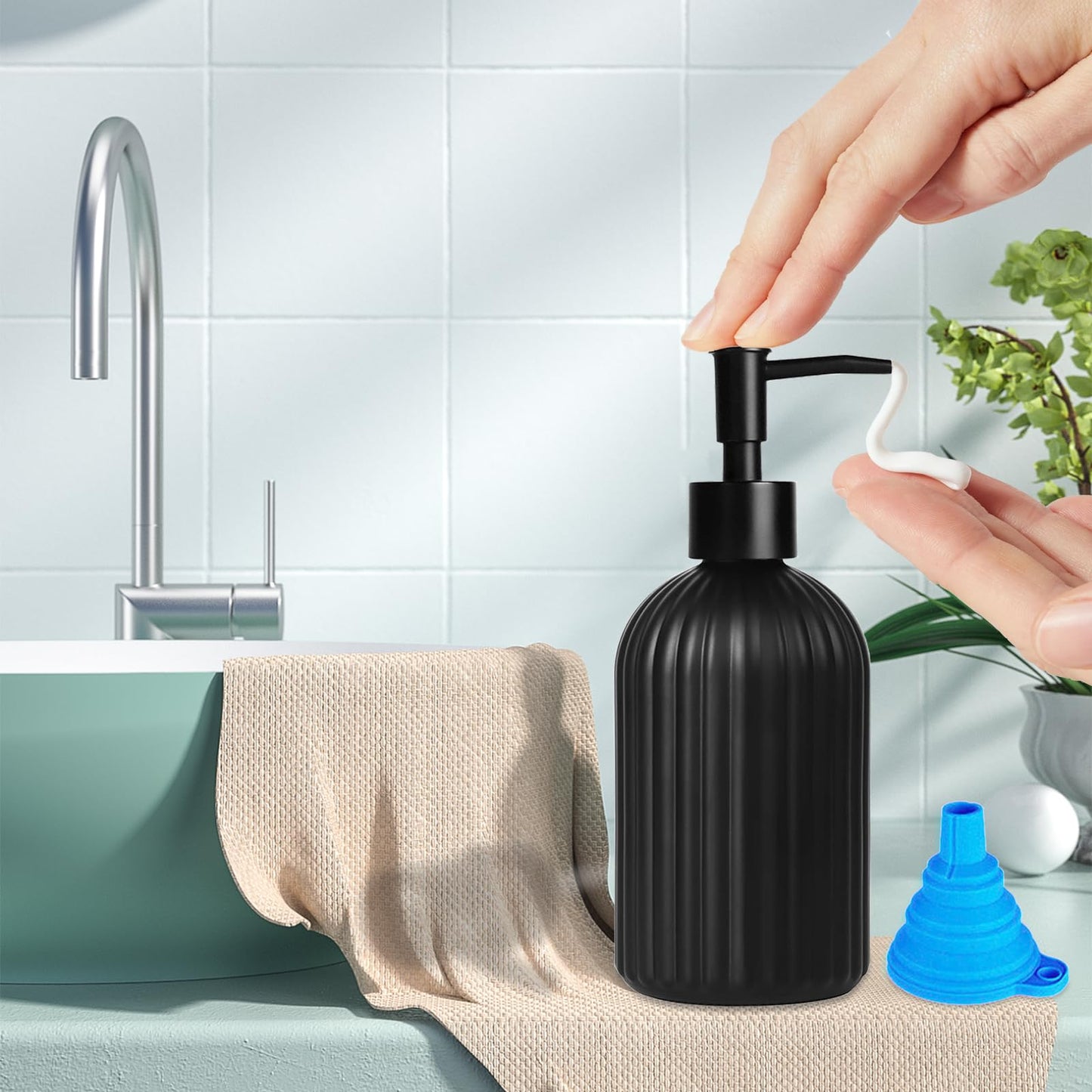 GKSCXEXE 400ml Black Soap Dispenser, Bathroom Hand Soap Dispenser
