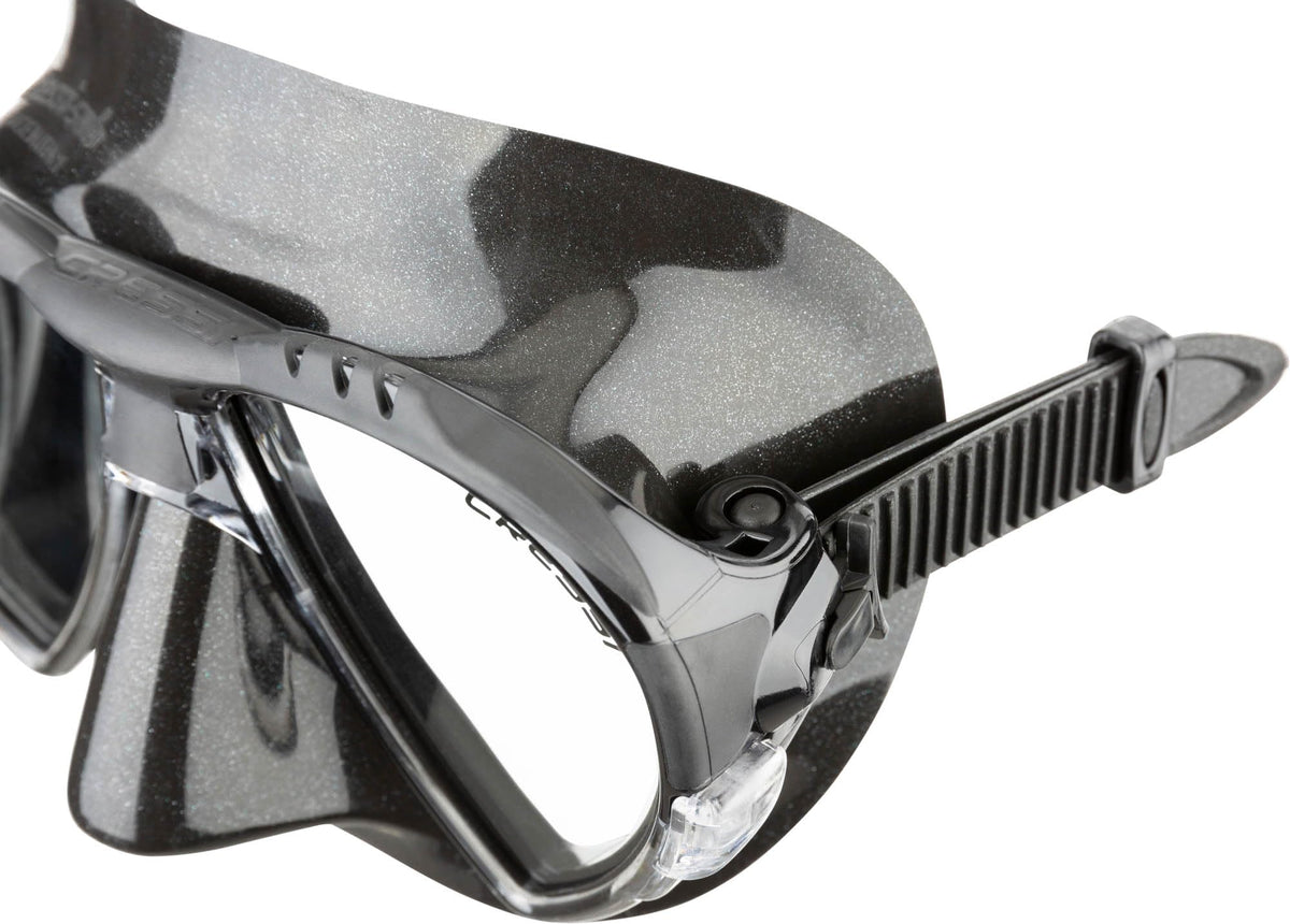 Cressi Adult Matrix Snorkelling Mask - Black