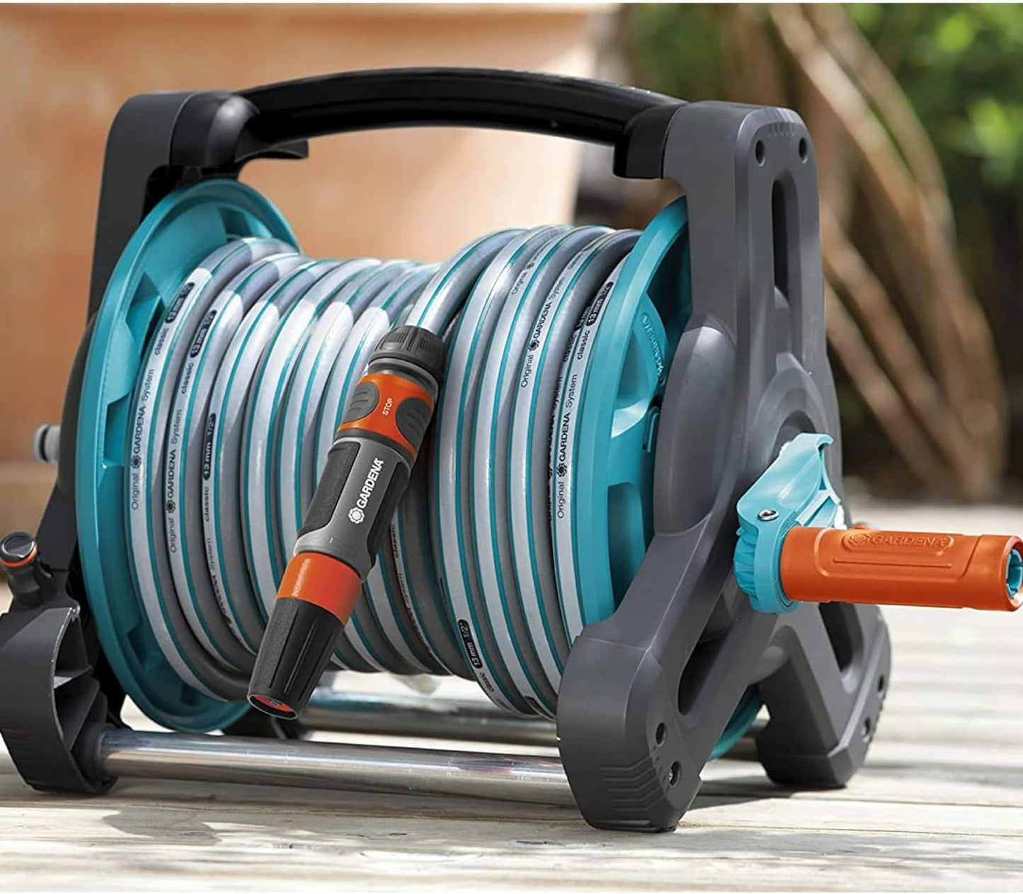 Gardena Classic Hose Reel 10 Set: Garden Hose Set Including Hose Reel and 10-m Hose, Great Standing Security, Adapter, Spray Nozzle, Carrying Handle,