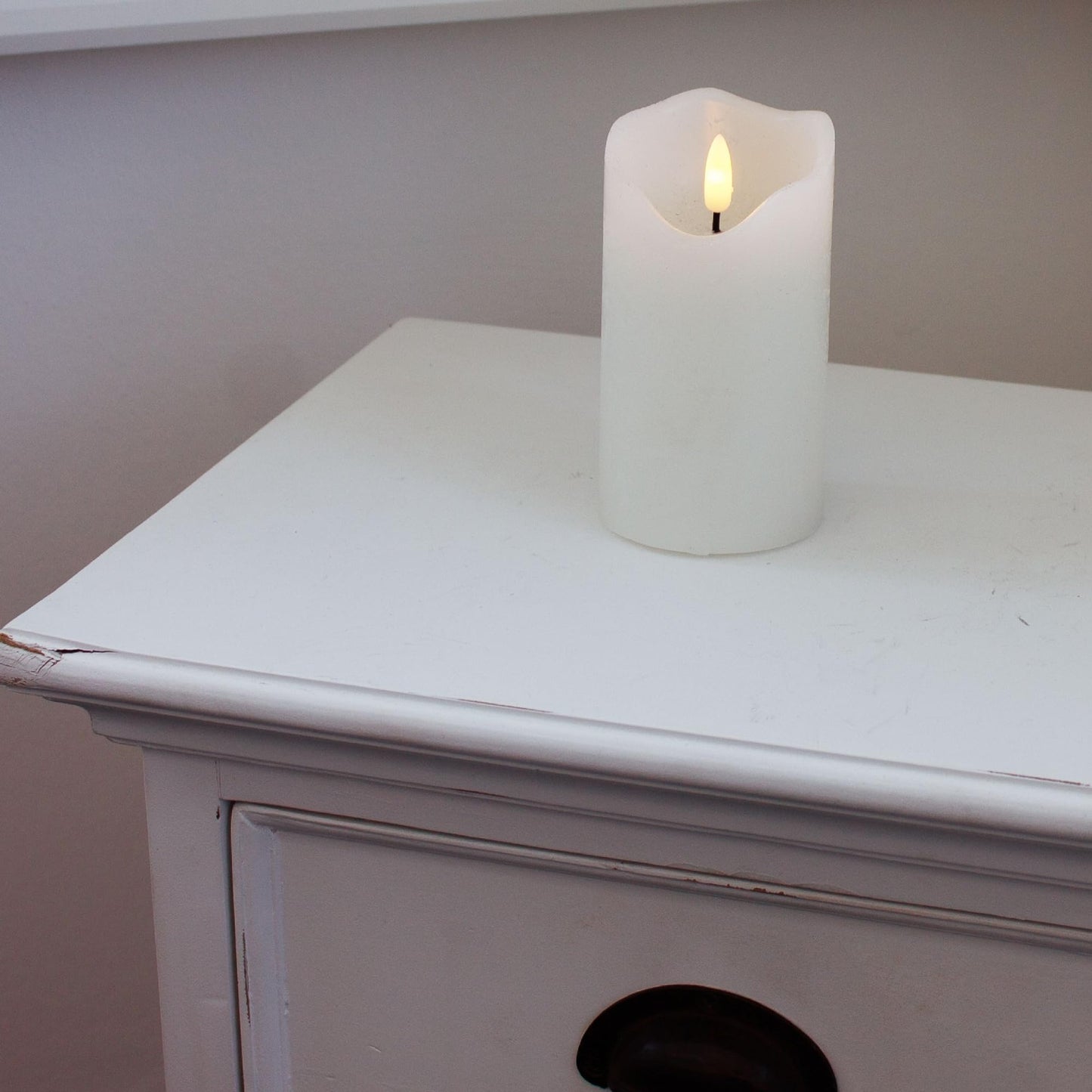 ToCi LED Candles White Diameter 7 x 12.5 cm - Set of 4 with Black Wick and Timer - 4 Flameless Real Wax Candles - Advent Candles Grave
