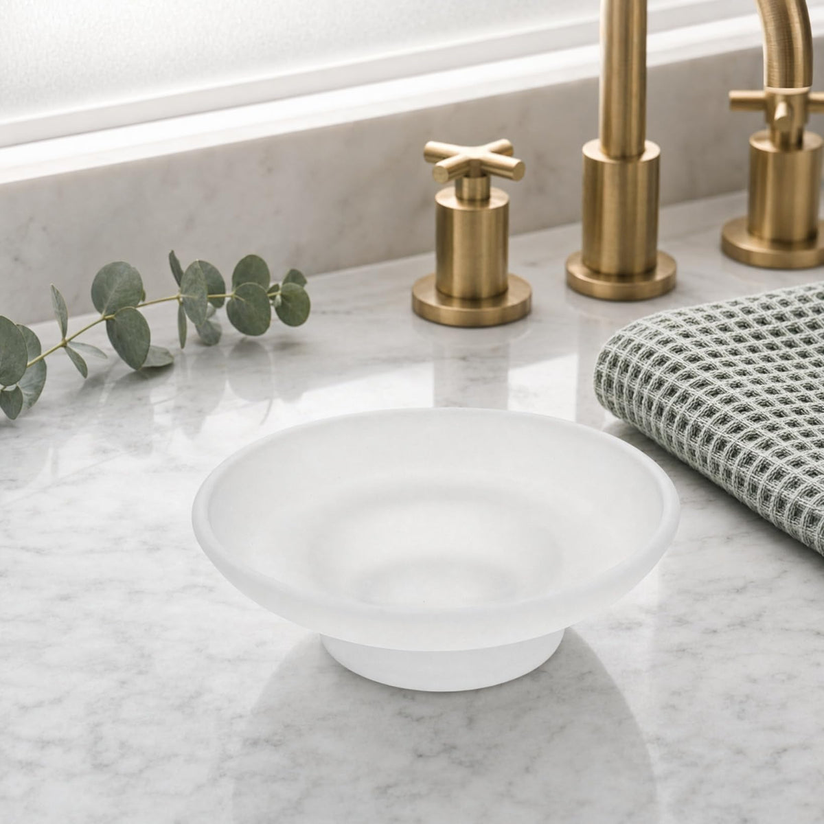 Garneck Glass Soap Dish: 11cm Frosted Round Sopa Tray Holder for Bathroom Shower Kitchen Sink Countertop washroom accessory 1Pc