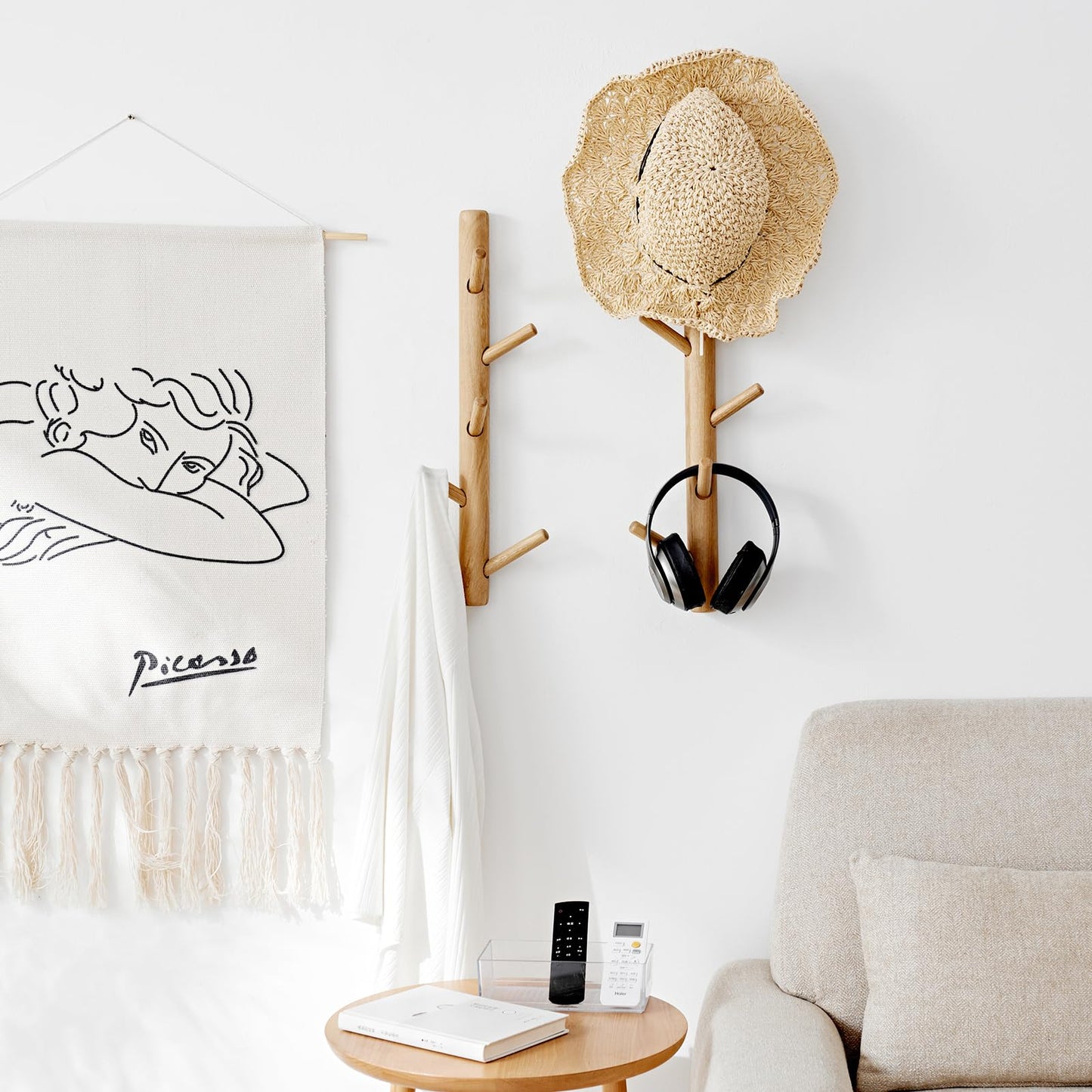 OAKERLAND Wooden Coat Rack Wall Mounted, Oak Floating Jackets Hooks for Bag, Scarves, Handbags, 4 Hooks Branch Shape Coat Rack for Entryway