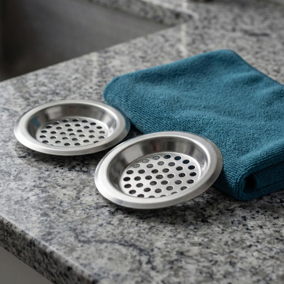 2 Pack Stainless Steel Sink Strainer Plug, 7.5cm External Diameter & 5.7cm Inner Diameter, Drain Protector Filter for Kitchen Bathtub Bathroom Shower