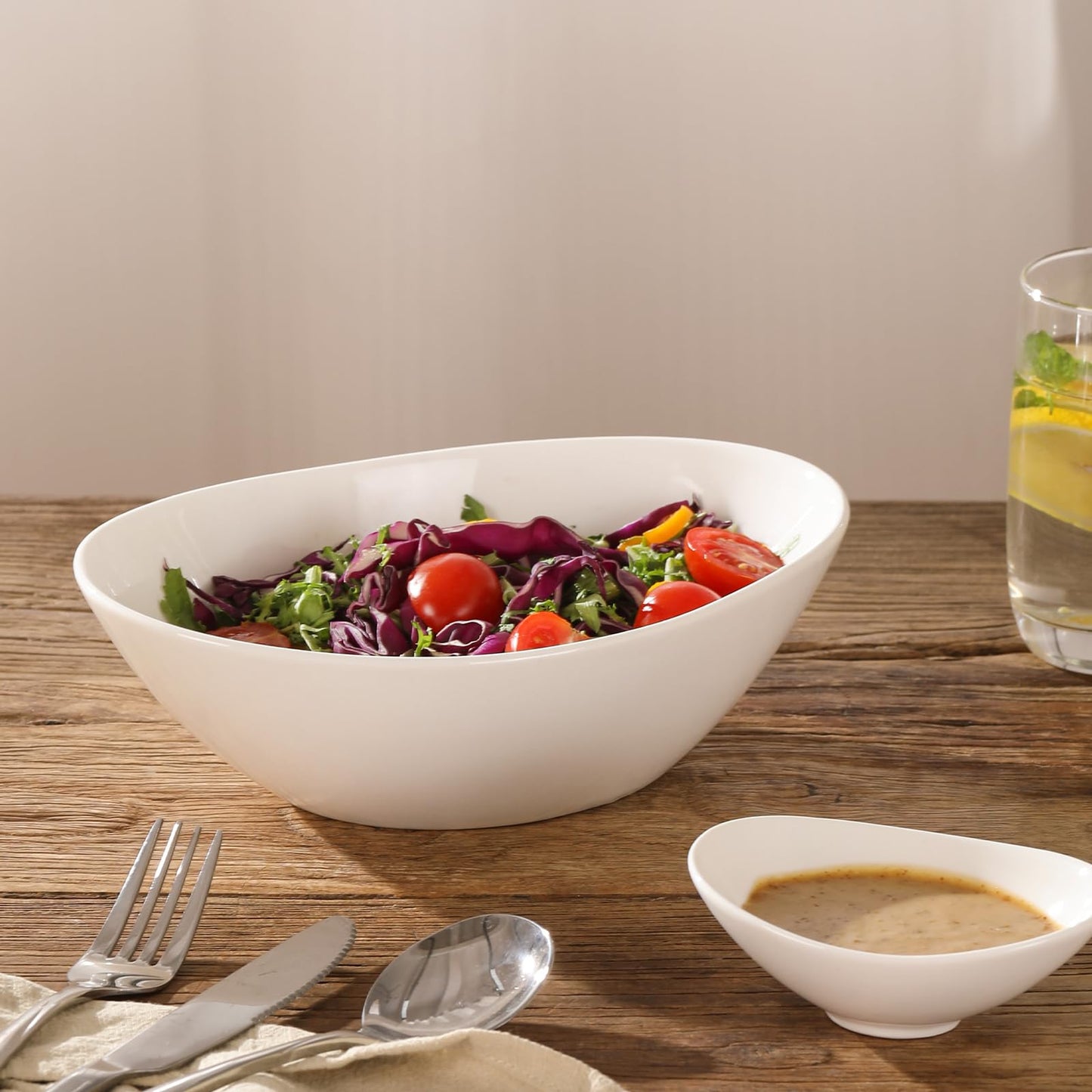 LIFVER Salad Bowl, 36oz White Porcelain Bowls Set of 4 for Pasta, Cereal, Soup, Dessert, Ramen, Microwave & Dishwasher Safe Oval Serving Bowl, 9" x