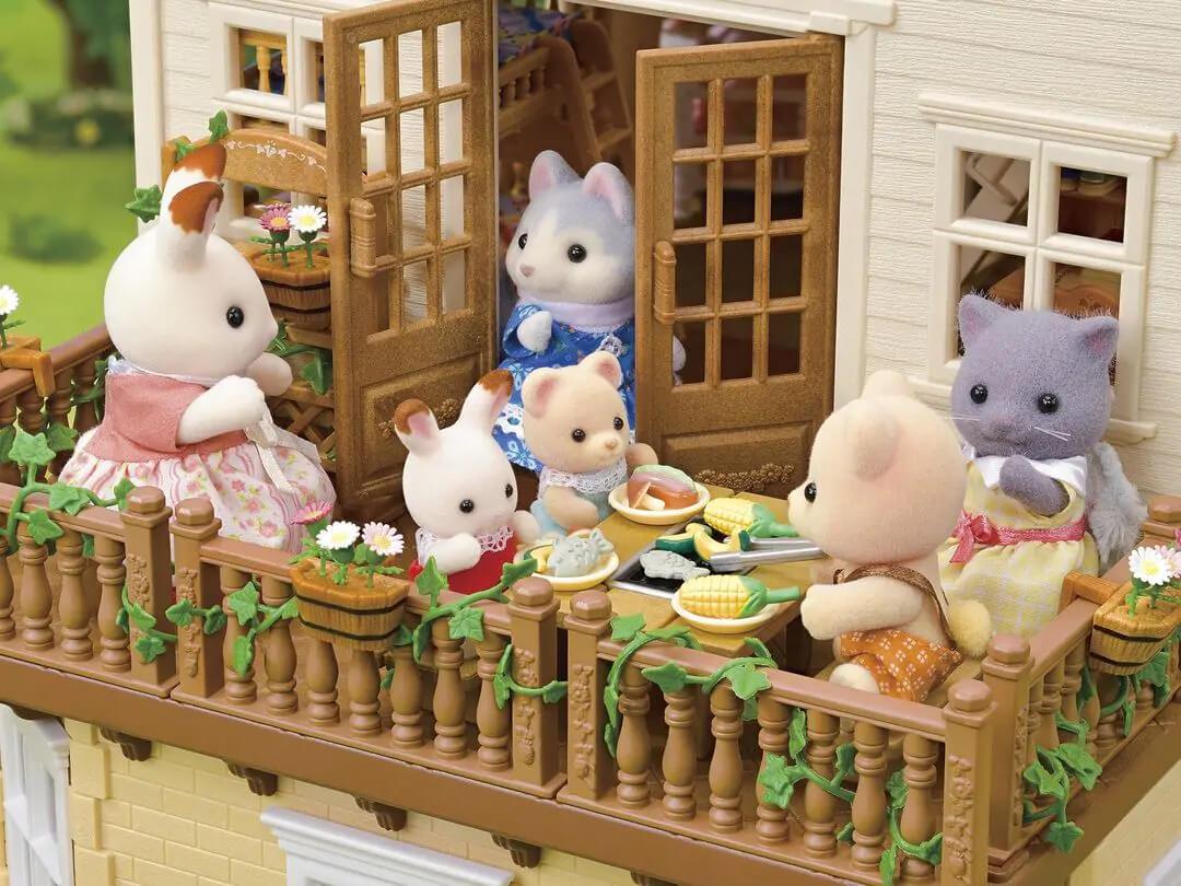 Sylvanian Families Red Roof Country Home Secret Attic Playroom Ages 3+
