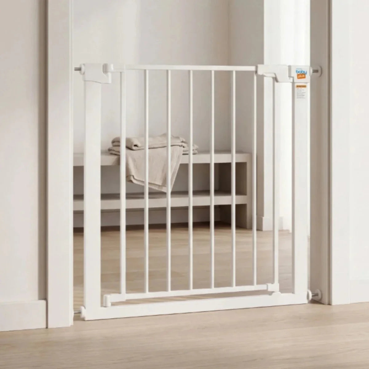 baby plus Guard Pro Baby Safety Gate
