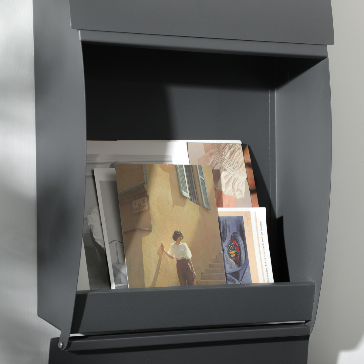 HOMCOM Weatherproof Wall Mounted Letter Box Post Box w/ Key Viewing Windows