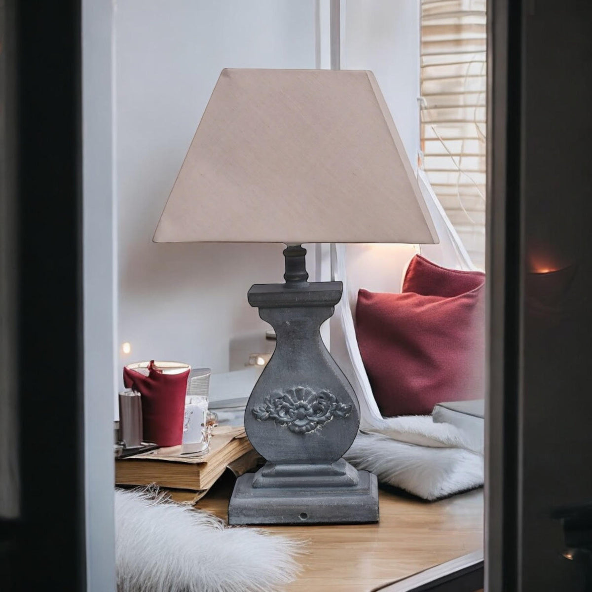 43CM LAMP AND SHADE