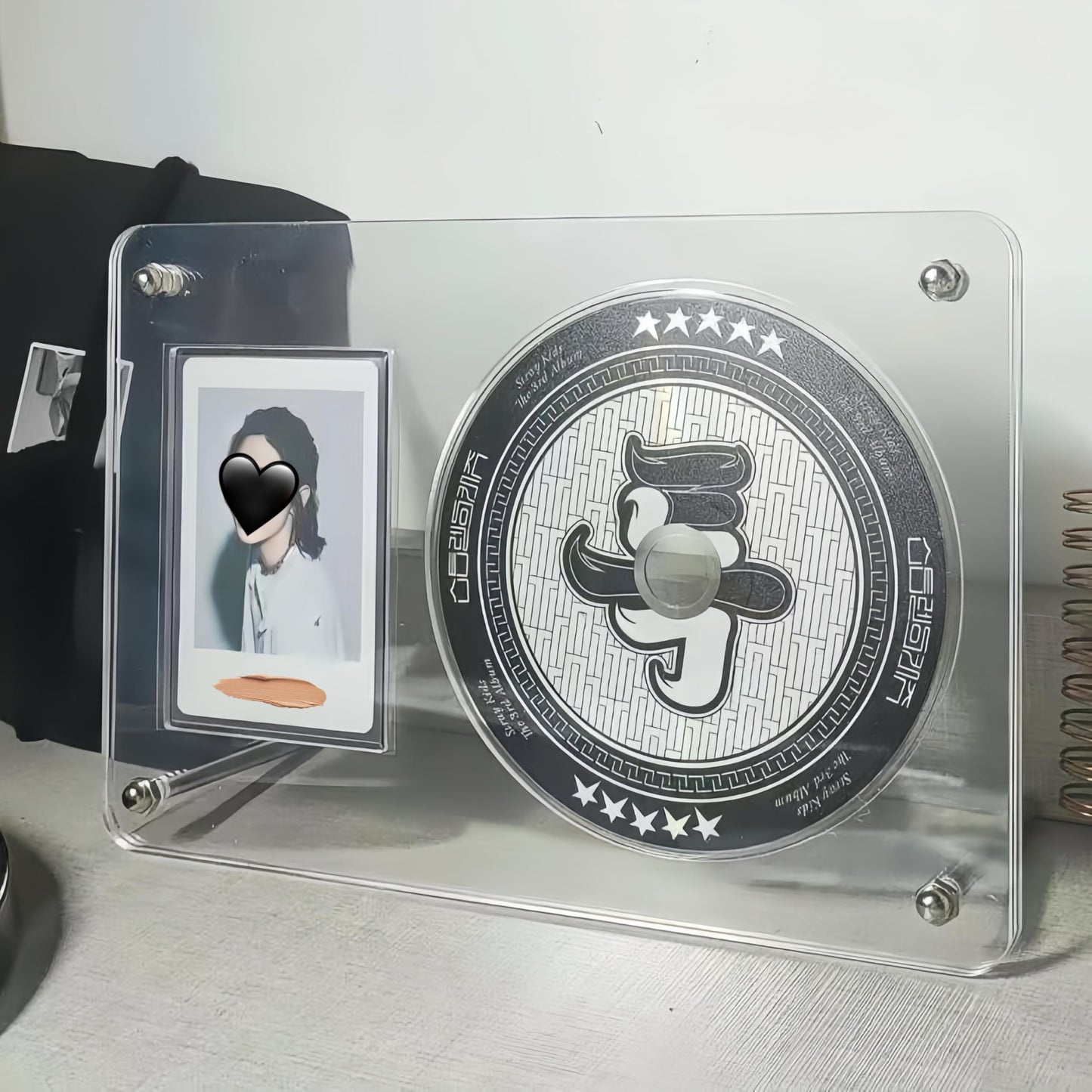 MSLSOZ Photocard Holder - Clear Acrylic CD & Photocard Display Stand, Kpop Card Exhibit Stand for Your Fave, Frame Fits Most 120mm CDs