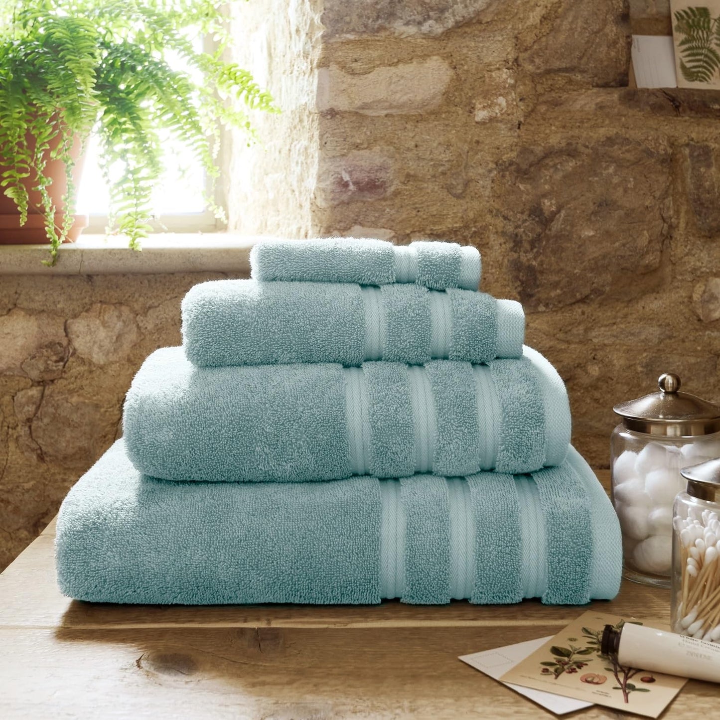Christy Antalya Large Bath Towels | Set of 2 | 100% Turkish Cotton | 600GSM | Soft Plush Luxury Towel Set | 70cm x 125cm | Quick Dry | Ocean Blue