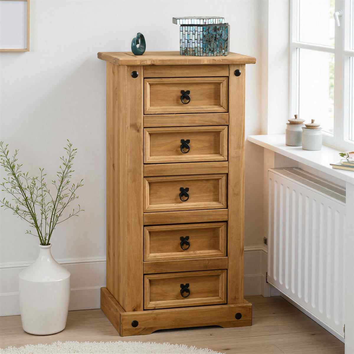 Seconique Corona 5 Drawer Narrow Chest in Distressed Waxed Pine