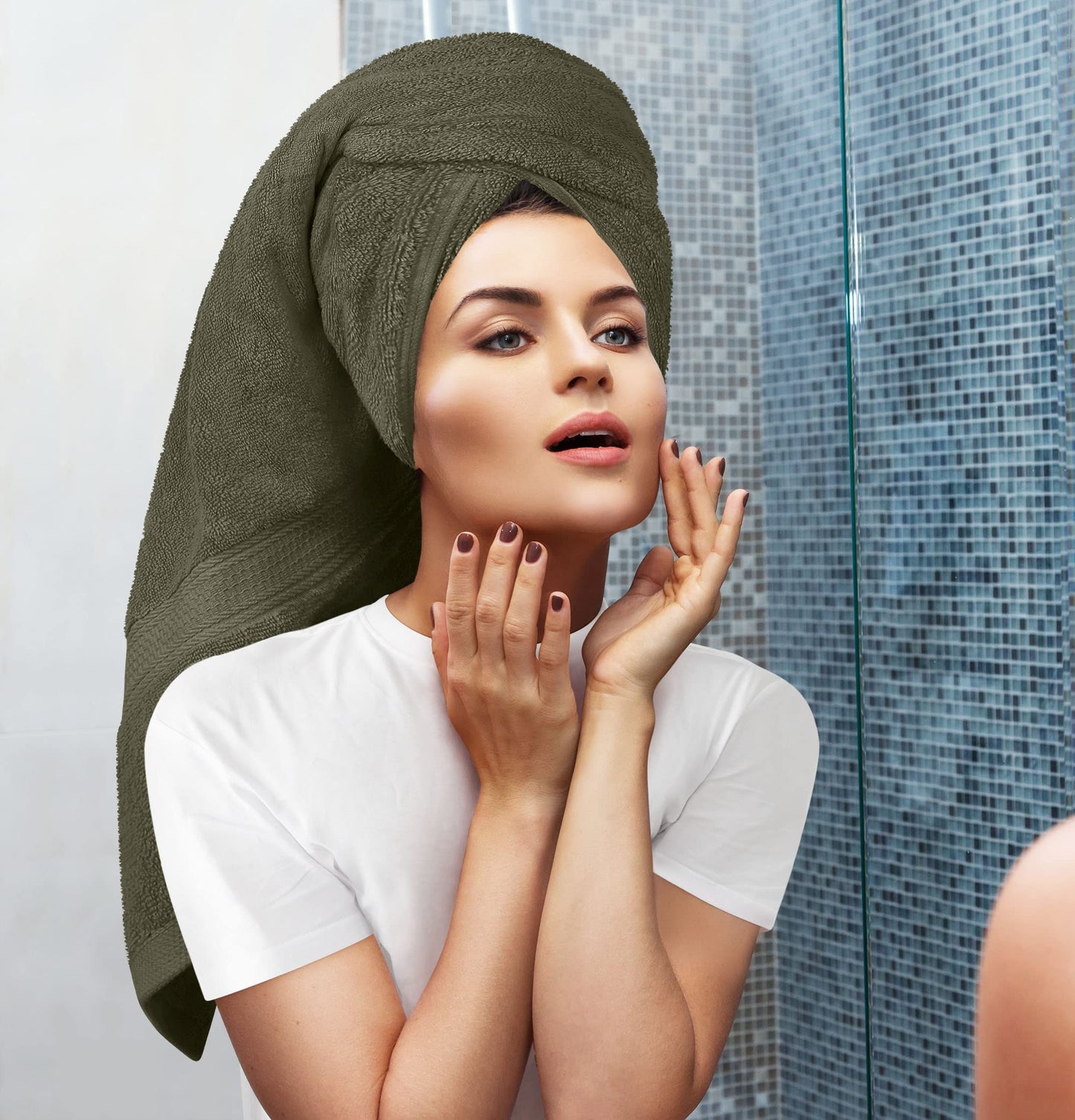 Utopia Towels 8 Piece Towel Set - 2 Bath Towels, 2 Hand Towels and 4 Washcloths Cotton Hotel Quality Super Soft and Highly Absorbent (Dusty Olive)