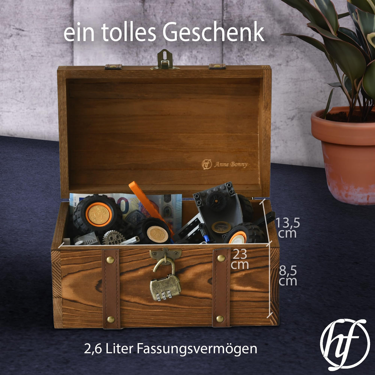 Heimfreude Treasure Chest "Anne Bonny" 25 x 15.5 x 15.5 cm Made of Solid Pine Wood with Lock for a Gift