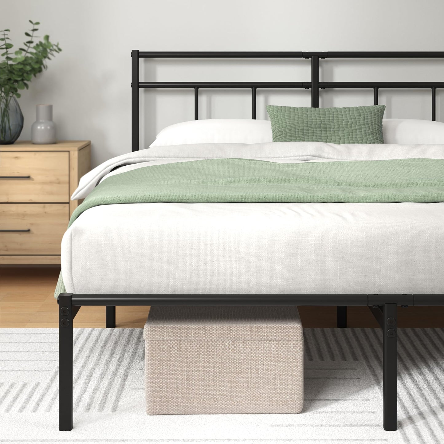 Zinus Elias Single Bed Frame  Bed 90x190 cm  30cm Height Metal Bed Frame with Headboard  Platform bed frame with steel slat support  Modern