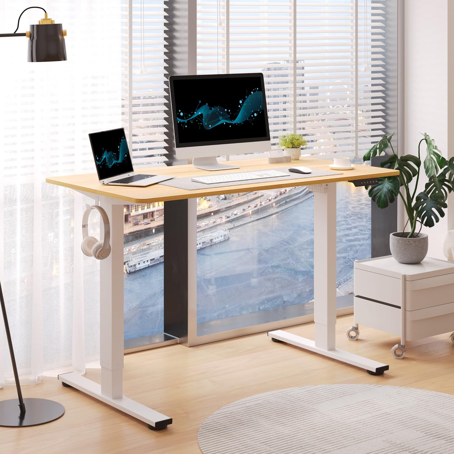 FLEXISPOT ONE PIECE Electric Standing Desk, Height Adjustable Ergonomic Stand up with Backpack Hook, Cup Holder and 4 Memory Preset, 110x54cm Maple