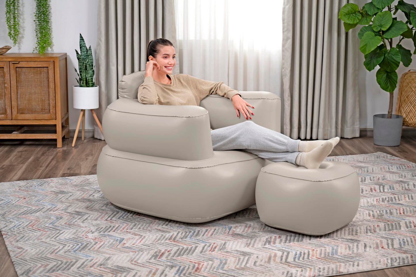 Bestway 42" x 39" x 31.5"/1.07m x 99cm x 80cm Comfi Cube Lounger