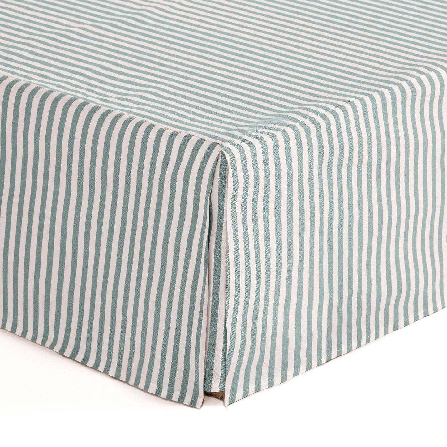 Cover for Bed Base 135 x 190/200 cm Bed Cover 135 cm – Water Stripes