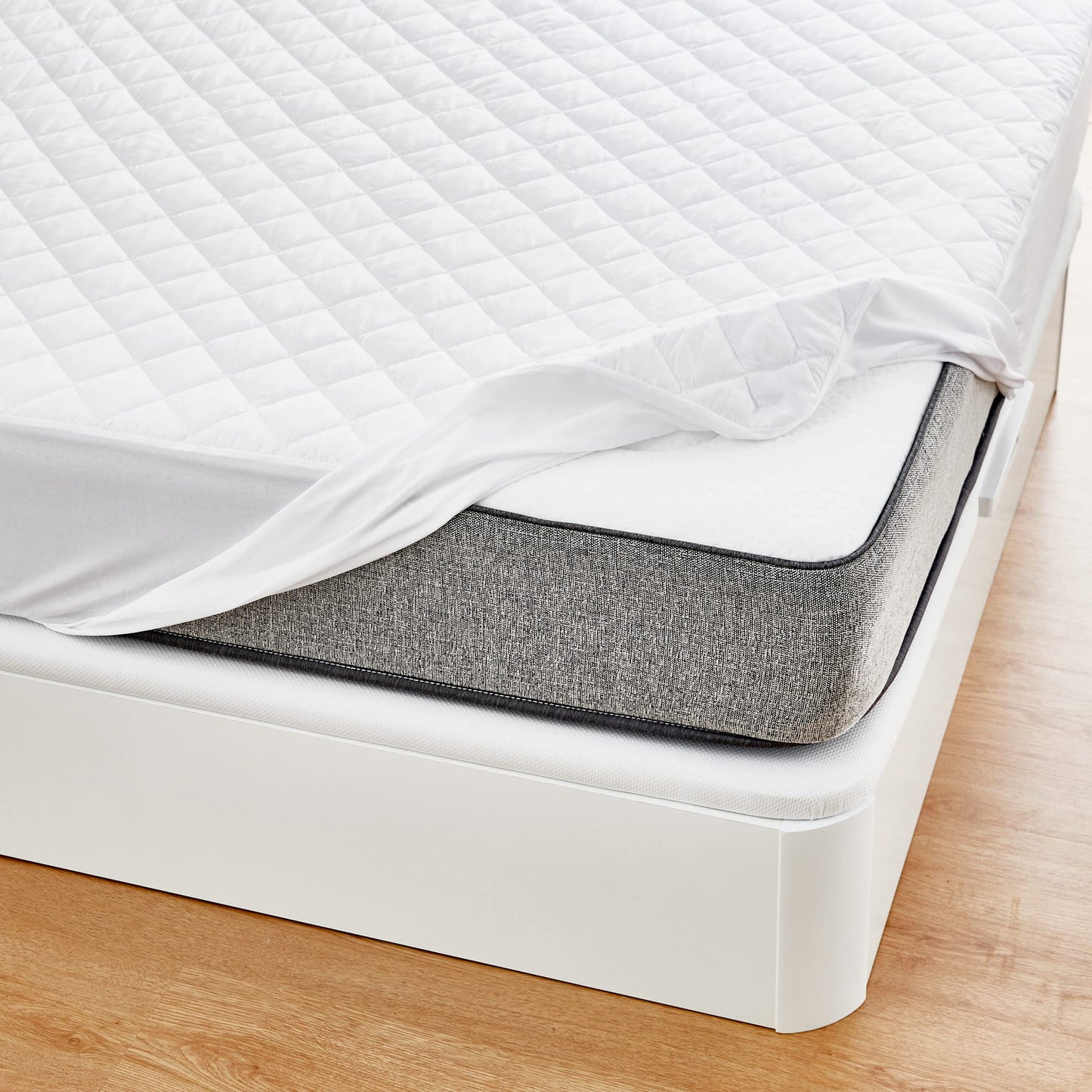 Pikolin Home – Mattress protector, Padded, Highly Breathable 135 x 190/200 cm white